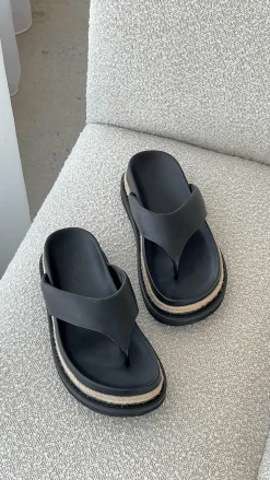 Amaya Slide - Black