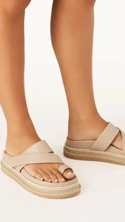 Armas Slide - Light Clay