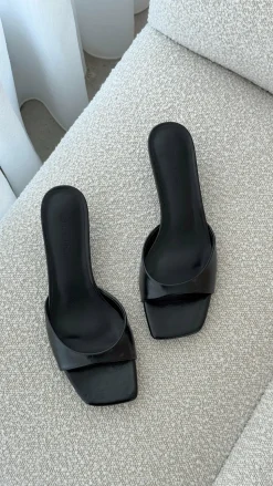 Blossom Heels - Black Shine