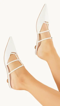 Carver Ballet Flats - White