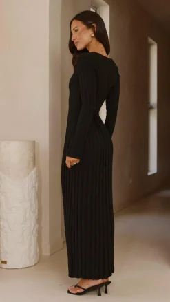 Cyra Long Sleeve Maxi Dress - Black