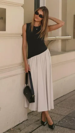 Darlita Maxi Dress - Black / Nude