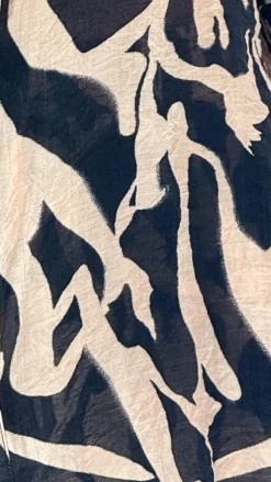 Ellis Shorts - Black/Beige