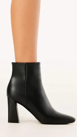 Indeera Boots - Black