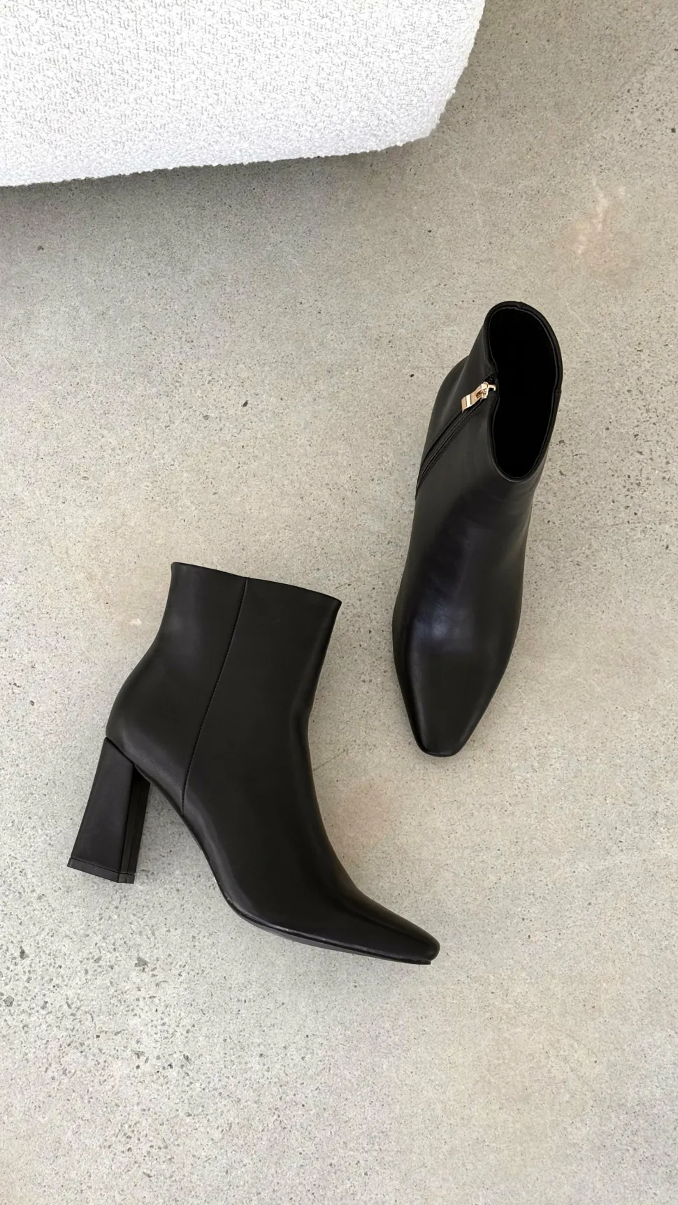 Indeera Boots - Black