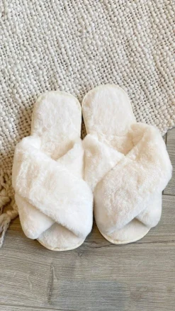 Jessica Fluffy Slippers - White