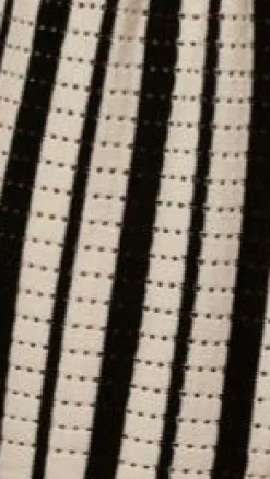 Leonie Short Sleeve Knit Top - Black