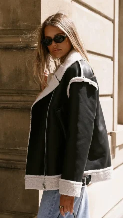 London Oversized Biker - Black