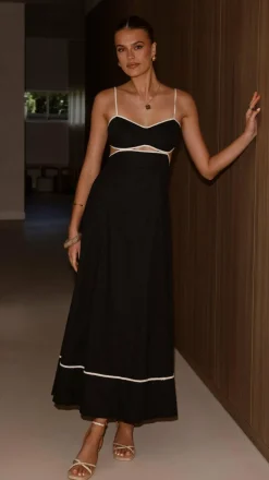Nereda Maxi Dress - Black