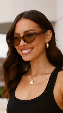 Quincia Sunglasses - Tort