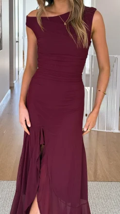 Sareiah Maxi Dress - Wine