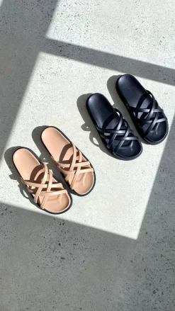 Tamsin Slide - Black