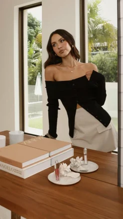 Tate Long Sleeve Top - Black