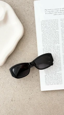 The Diaz Sunglasses - Black / Black