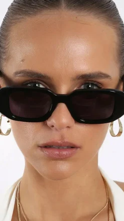 The Nina Sunglasses - Black Jet