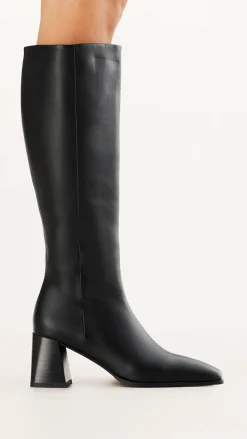 Verneta Boots - Black