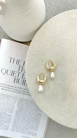 Wandrea Earrings - Gold